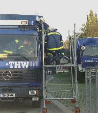 Arbeitesbühne bei Verkehrsunfällen